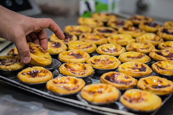 Pasteis de Nata at Lisbon's confectioneries - What do to in Lisbon