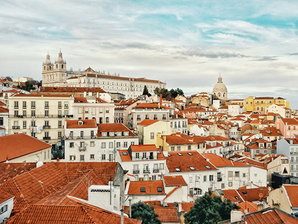 Picturesque Lisbon - Alfama district - The imperfect heart of Lisbon